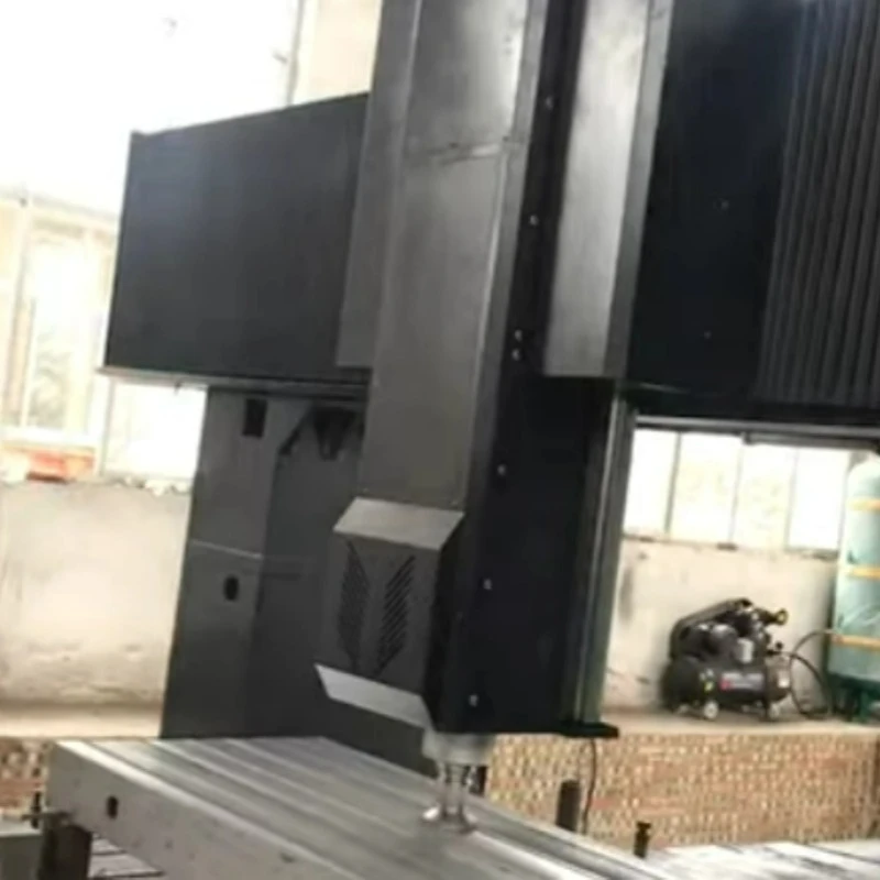 T Slot platforma je pod CNC računarom Numerička upravljačka obrada